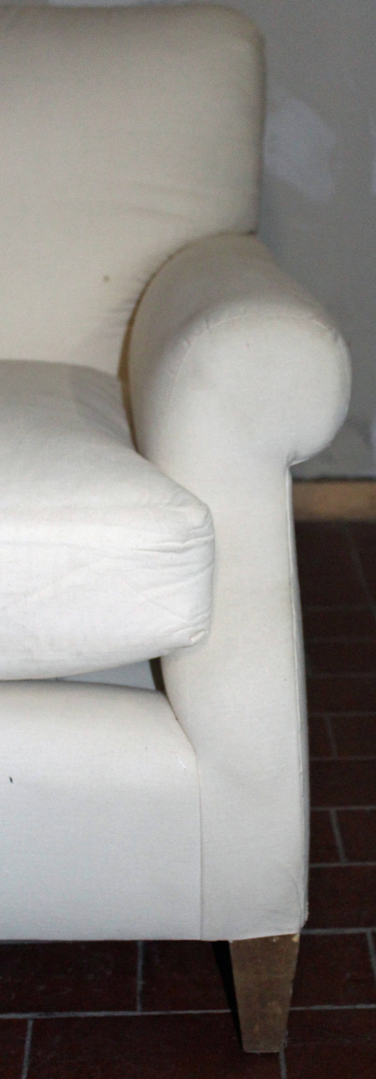 20th Century Gracious and Comfortable, Fully Refurbished Sofa in Muslin