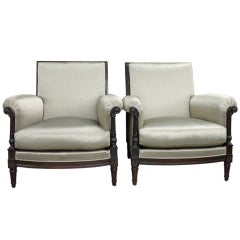 pair of elegant Bergere's in a woven silk Champagne fabric 