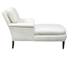 Gracious and comfortable chaise