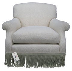 Chic and Comfortable Club Chair