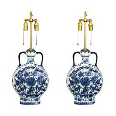 Pair of English Gourdes with lamp application.
