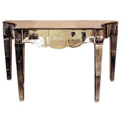 Elegant mirrored console