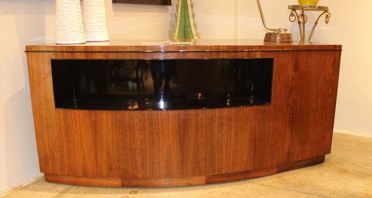 Mid-20th Century Chic and unique curved Rosewood desk