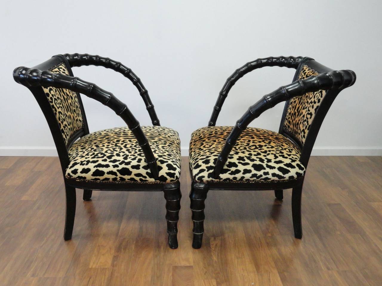 20th Century Pair of Vintage Wooden Faux Horn Chairs For Sale