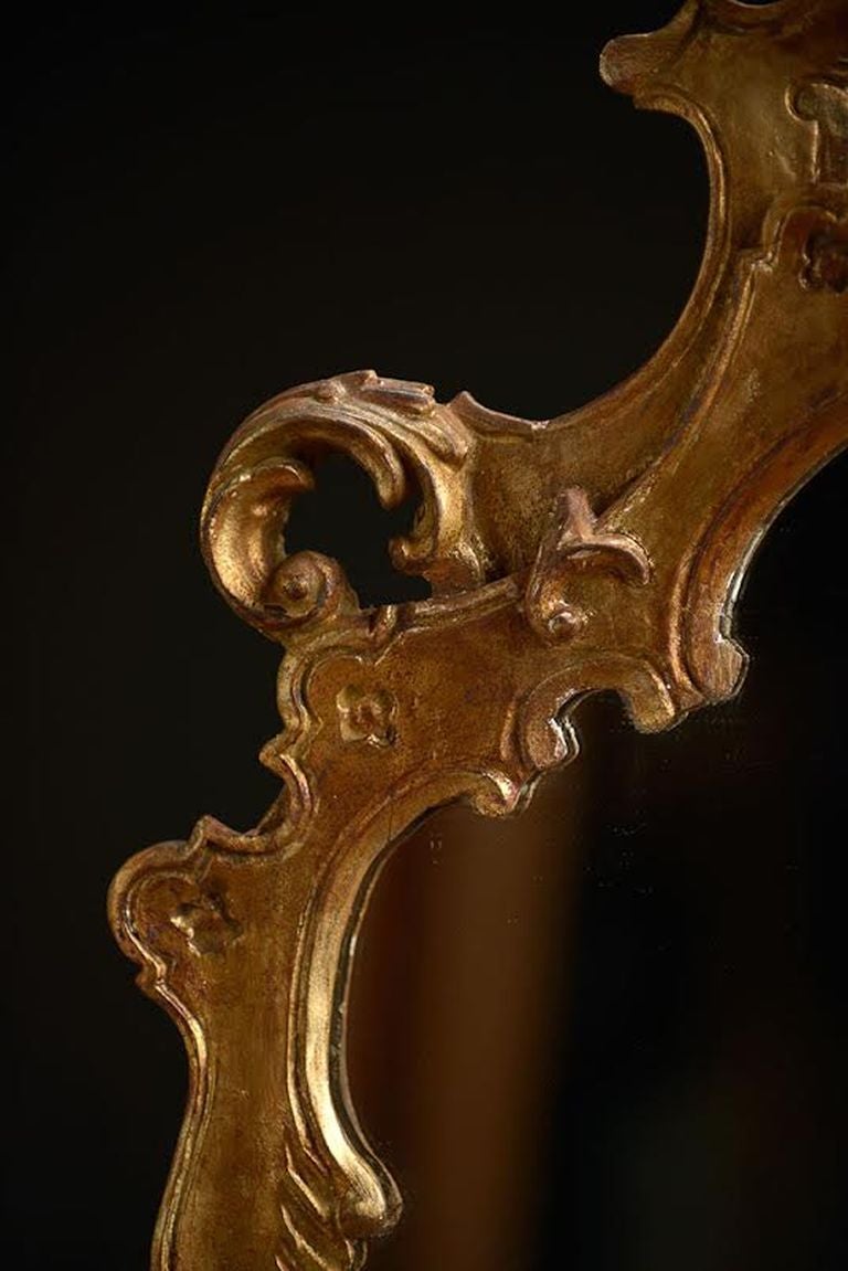 Wood Vintage Italian Gilt Hand-Carved Mirror