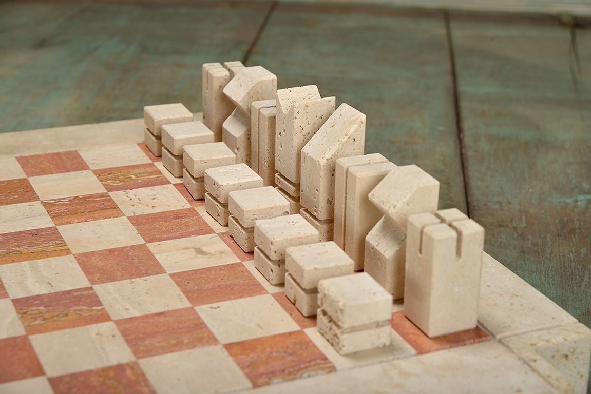 Vintage French Travertine 33-Piece Chess Set In Excellent Condition For Sale In New York, NY