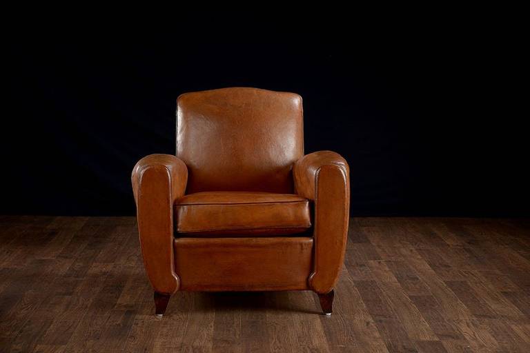 Pair of Vintage Leather Club Chairs For Sale 1