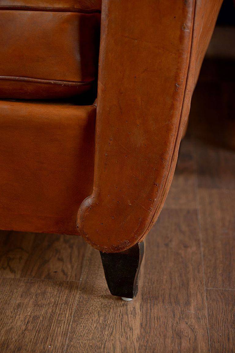 Pair of Vintage Leather Club Chairs For Sale 5