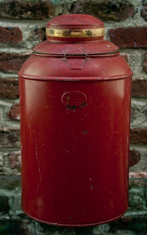 19th Century Tole Tea Canister For Sale 1