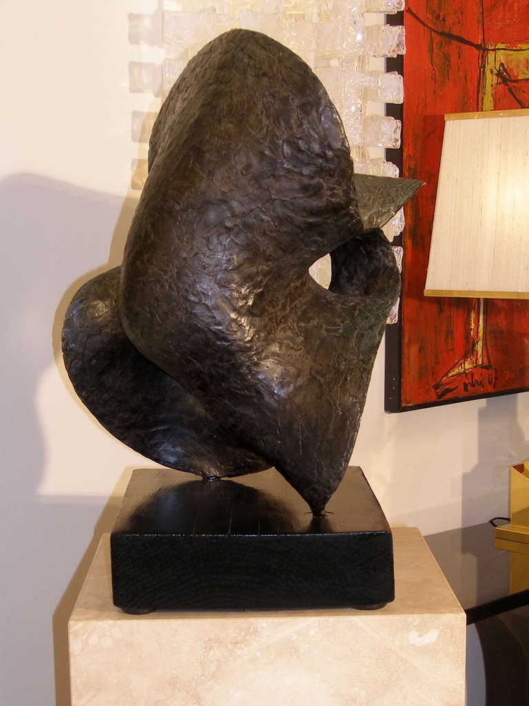 Abstract Bronze Sculpture from the Oceania Series by Seena Donneson In Excellent Condition For Sale In New York, NY