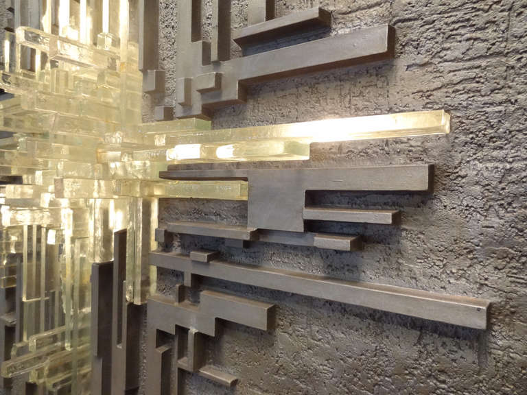 Cast Aluminium and Glass Illuminated Wall Sculpture by Poliarte In Excellent Condition For Sale In New York, NY