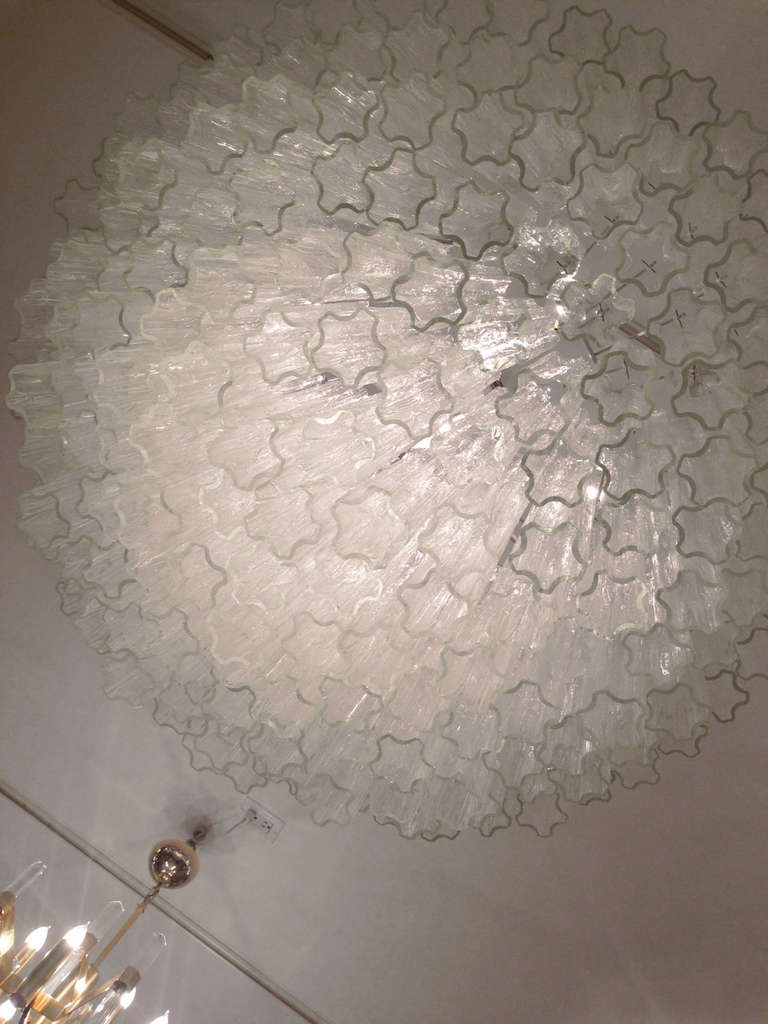 Venini Textured Tubular Clear Glass Chandelier In Excellent Condition For Sale In New York, NY