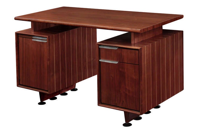 Rare Desk in Walnut with Lucite Pulls by Gilbert Rohde 3