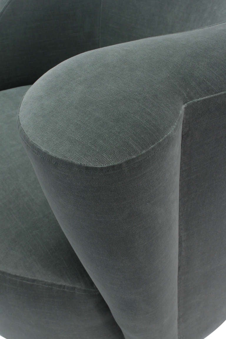 Pair Of Sculptural Lounge Chairs by Vladimir Kagan 2