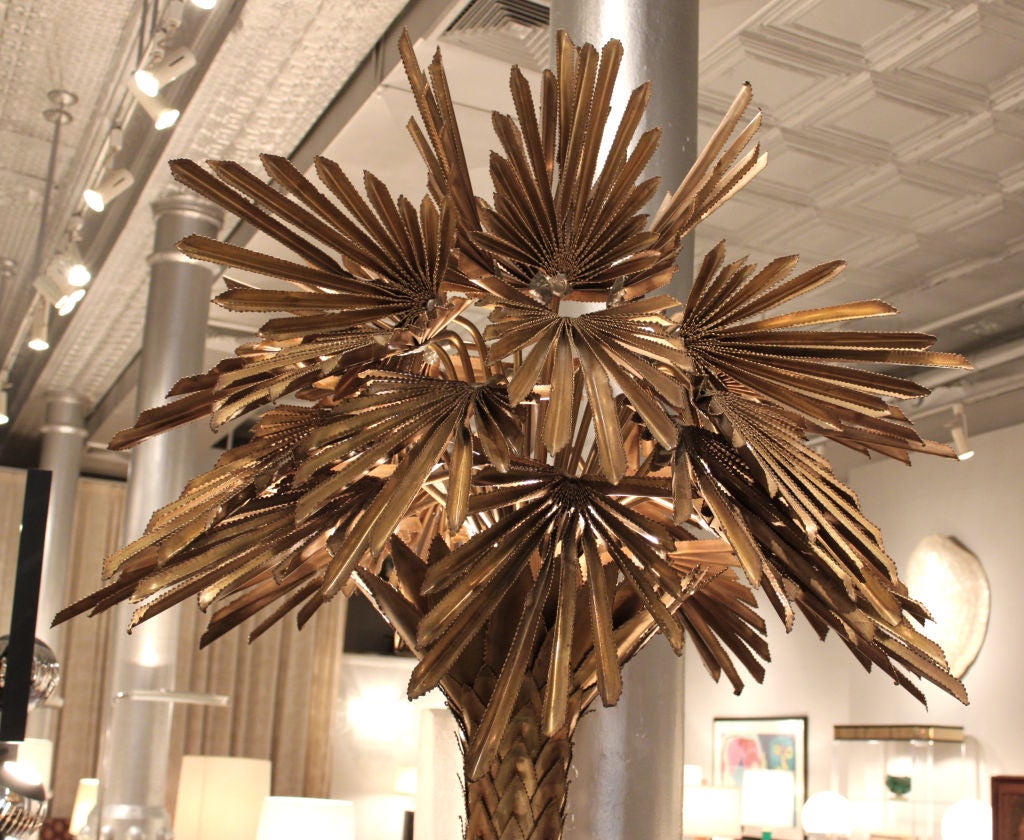 Large illuminating palm tree sculpture in hand-wrought bronze finished brass attributed to Maison Jansen, France 1960's
