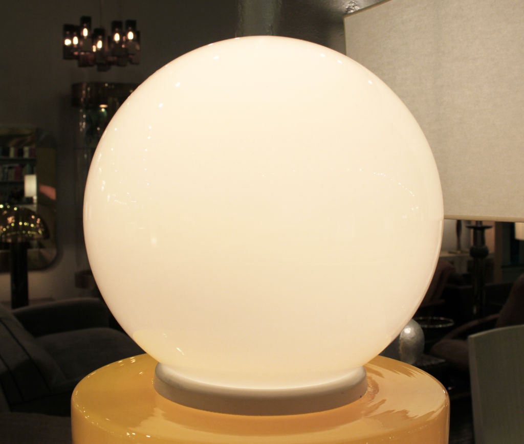 Large Totem Table Lamp in Yellow and White Glass by Vistosi
