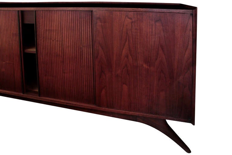 Credenza in Walnut with Tambour Doors by Vladimir Kagan In Excellent Condition In New York, NY