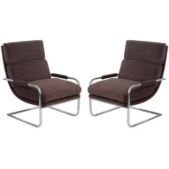 Pair of Cantilevered Lounge Chairs by Milo Baughman