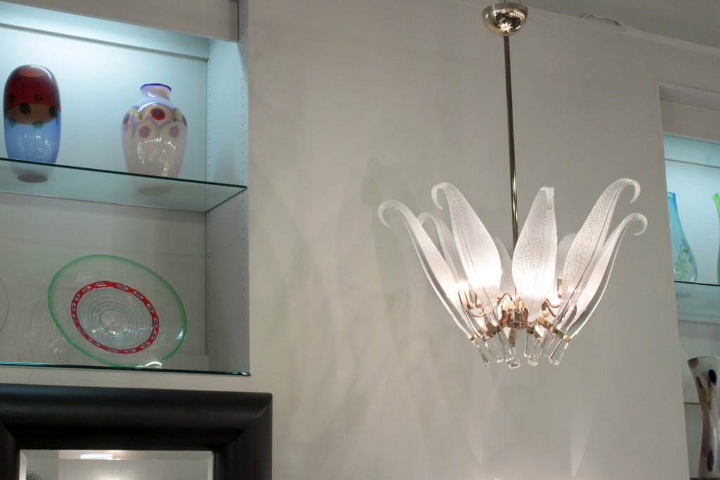 Elegant Chandelier with Hand--Blown Latticino Glass Leaves by Franco Luce In Excellent Condition In New York, NY