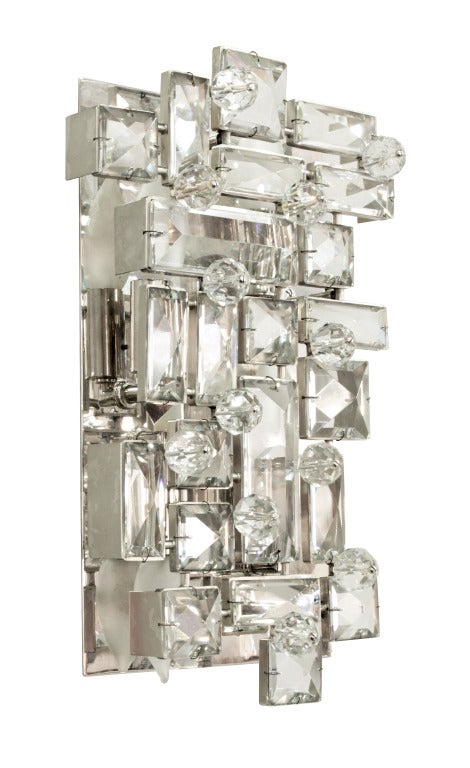 Außergewöhnliche Kristall-Wandleuchter von J. & L. Lobmeyr für The Met