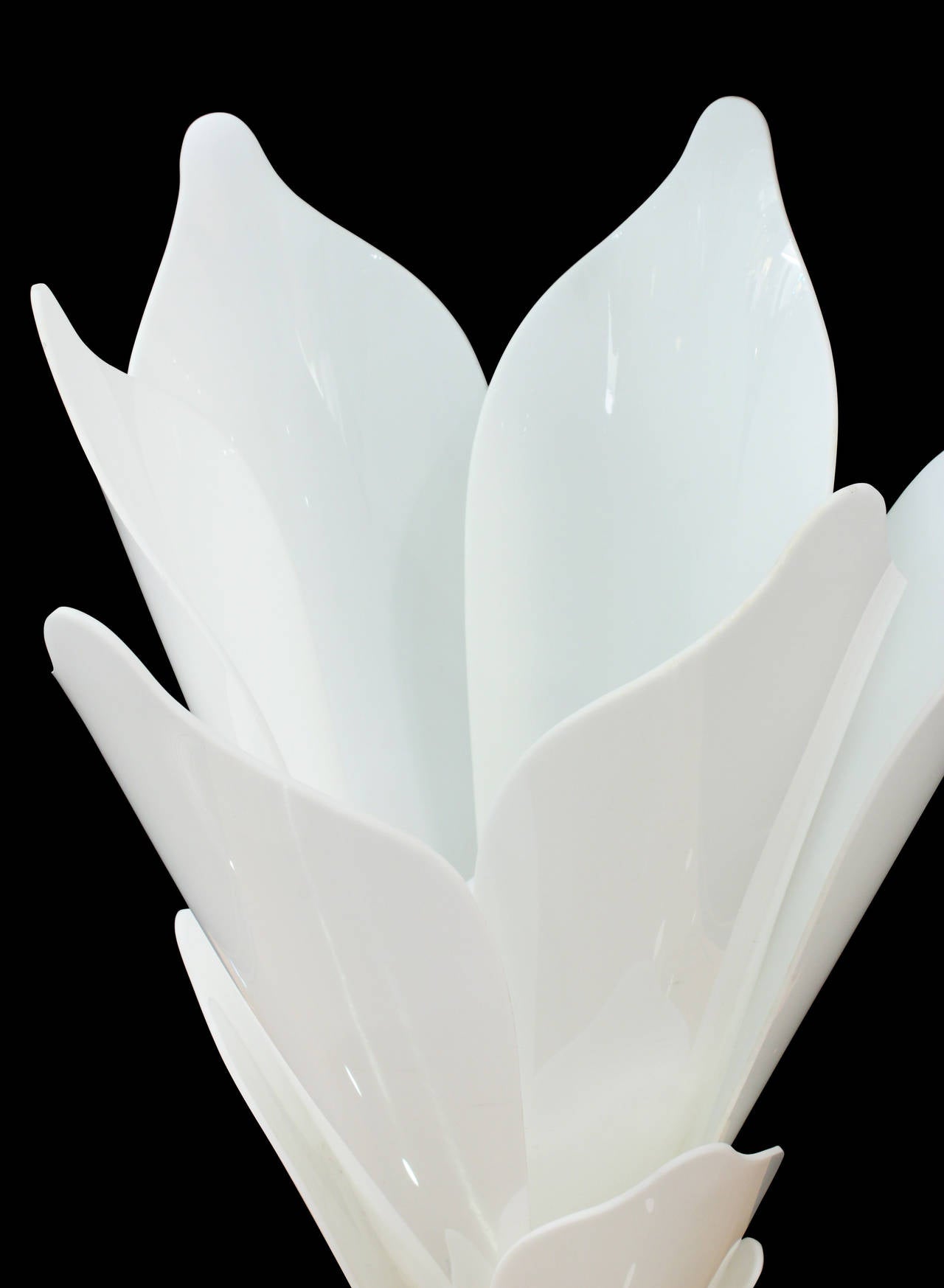 Mid-Century Modern Flower Table Lamp with Molded White Lucite Petals by Rougier