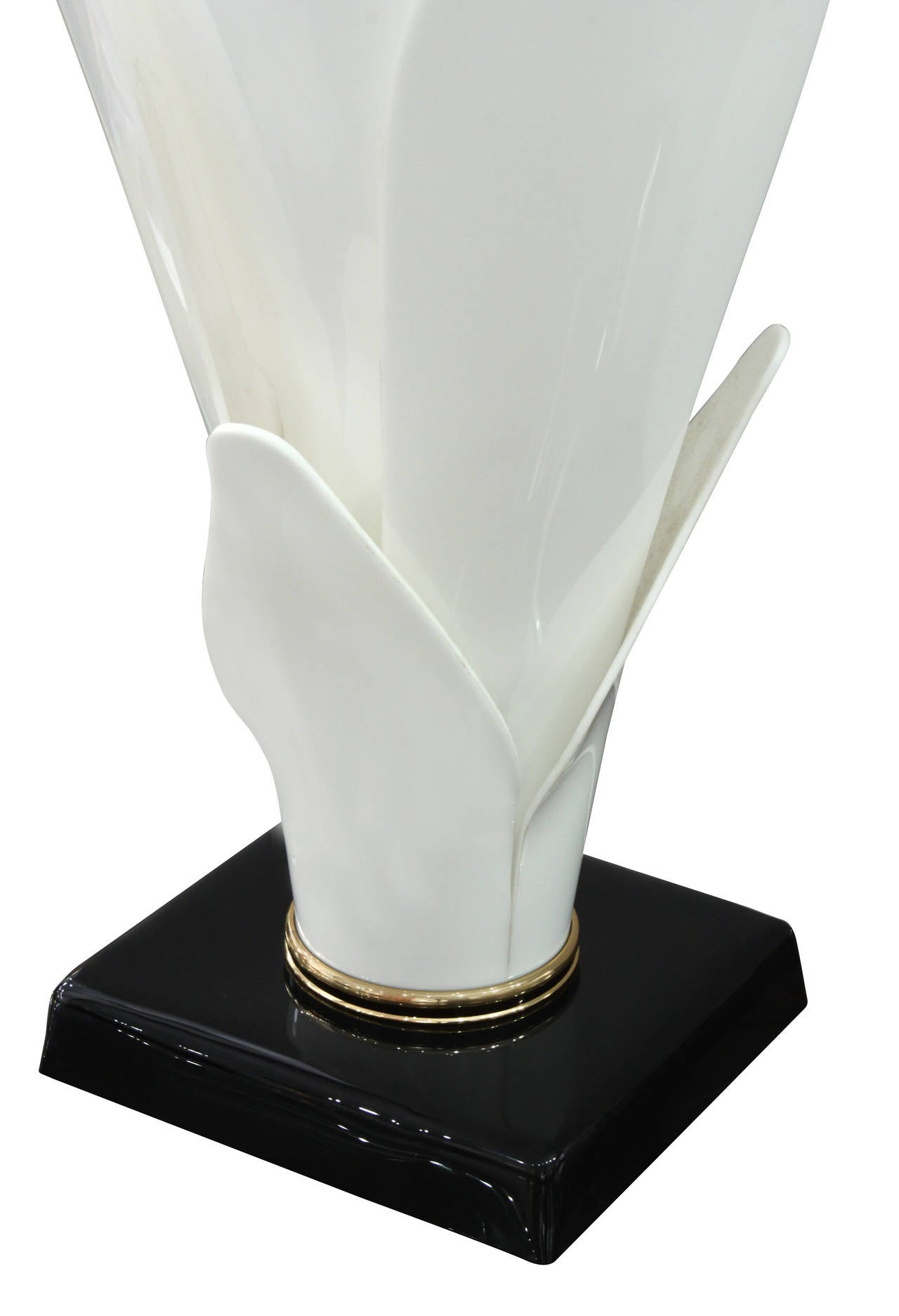 Canadian Flower Table Lamp with Molded White Lucite Petals by Rougier
