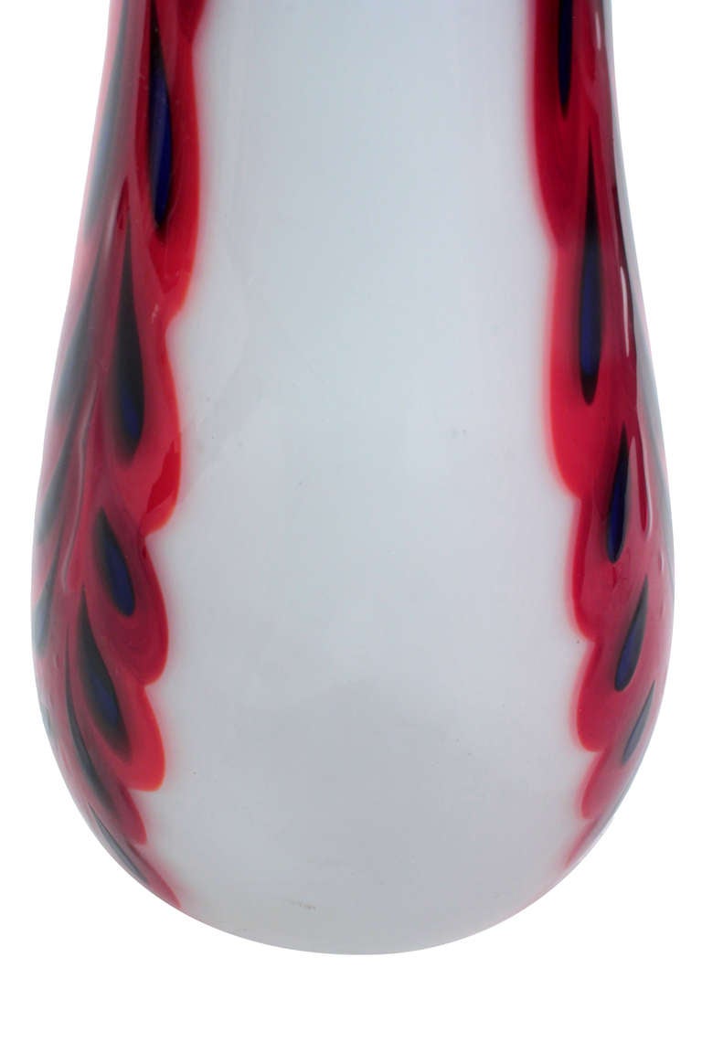 Milieu du XXe siècle Vase en verre soufflé à la main d'Anzolo Fuga en vente