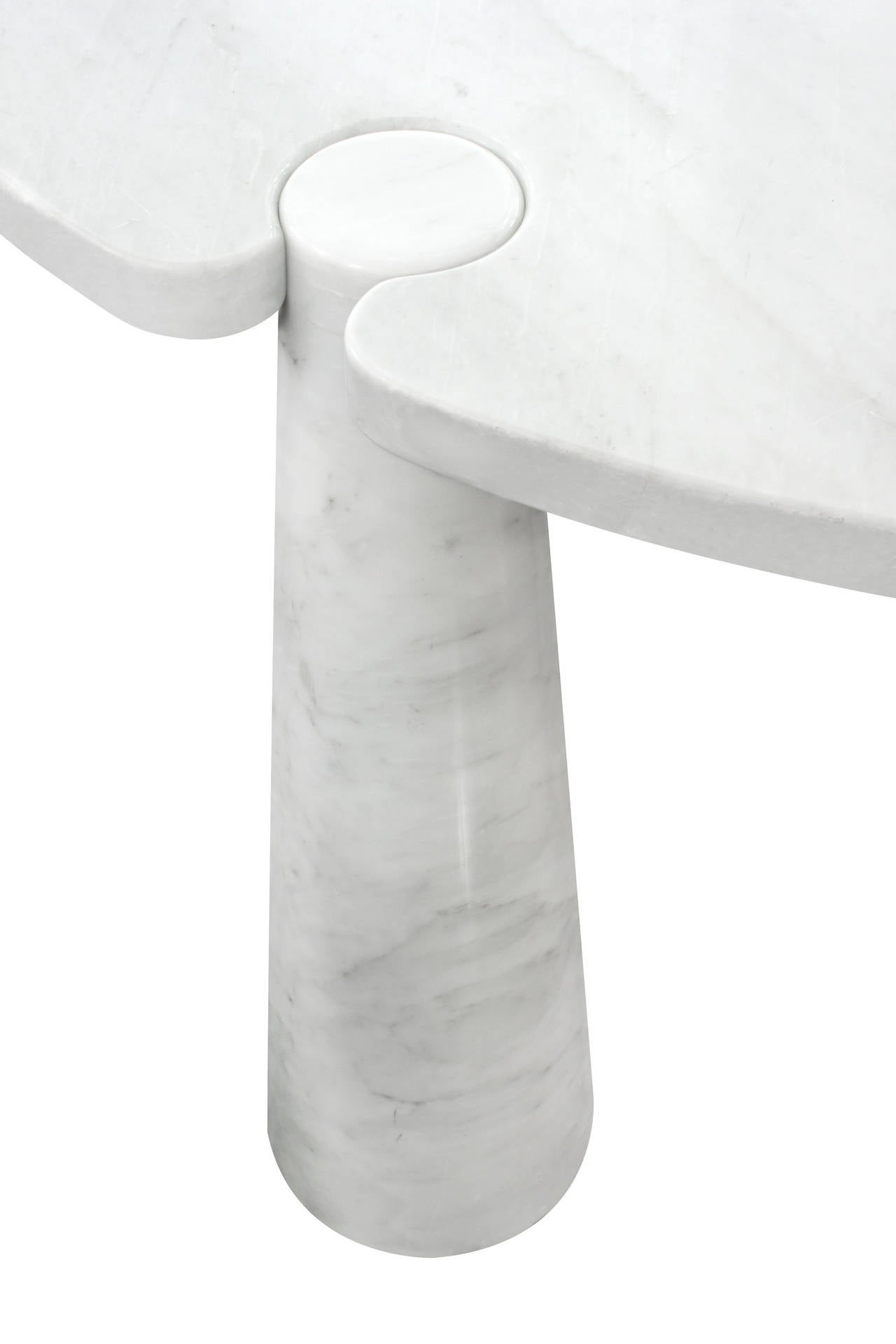 Italian Round Table in White Marble by Angelo Mangiarotti