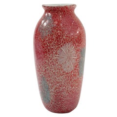 Handblown Red and White Speckled Glass Vase by Arte Vetraria Muranese