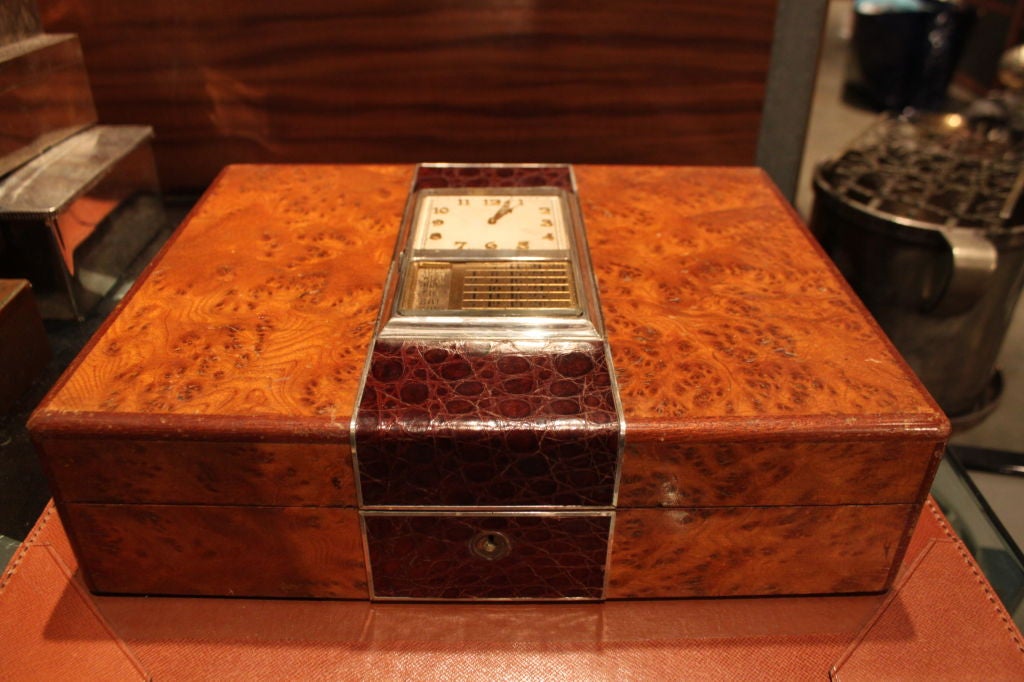 Seltene Tiffany Art Deco Wurzelholz Humidor / Uhr