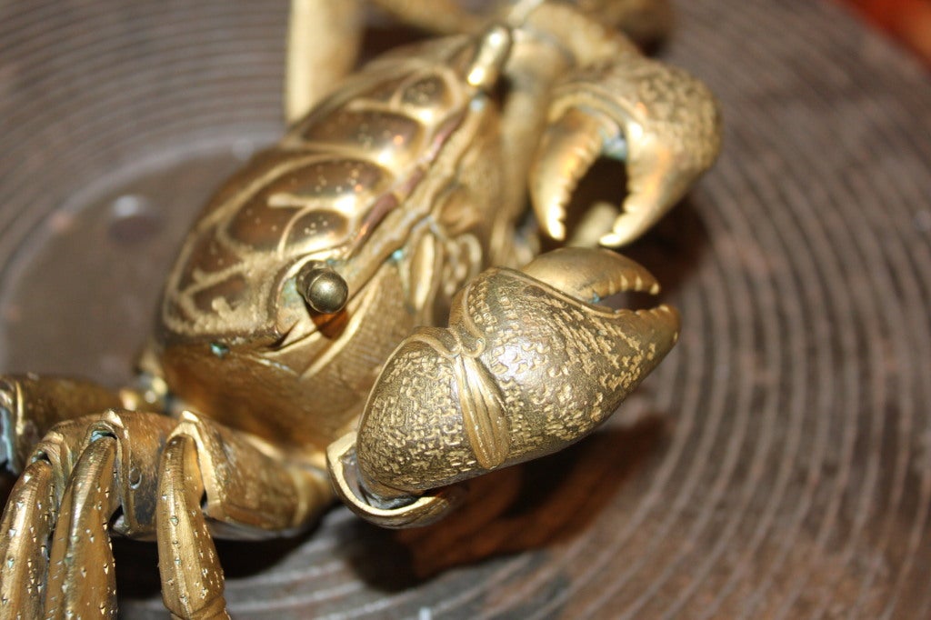 A Fine Japanese Meiji period articulated bronze crab 1