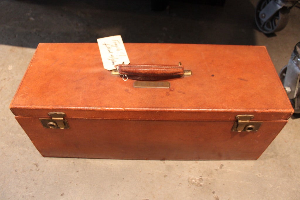 Leather Travel Humidor In Excellent Condition In New York, NY