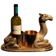 Camel wine bottle holder