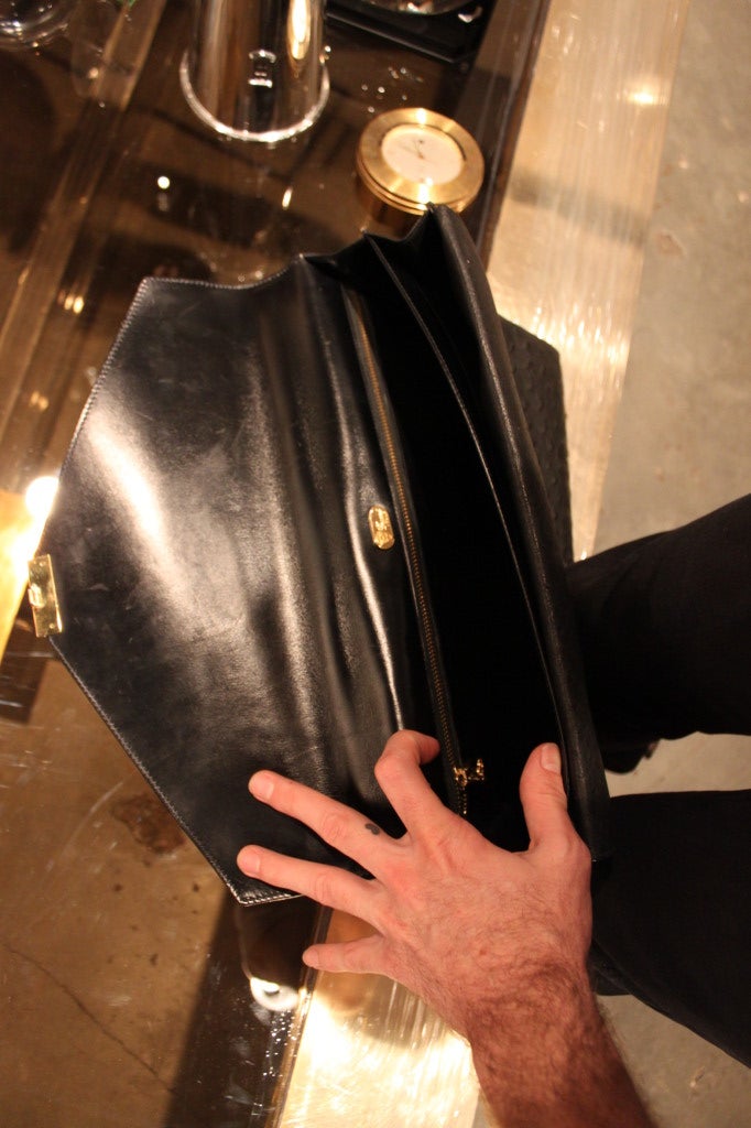 Awesome Gucci Ostrich Attaché with original key 2