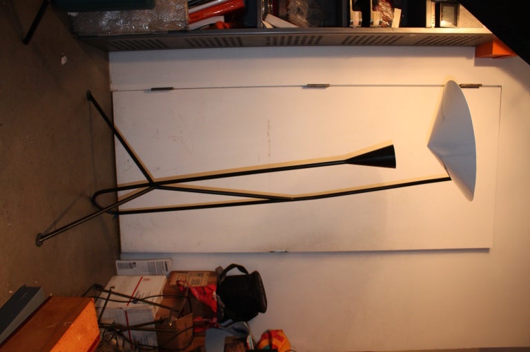 A design very ahead of its time for the 1950s, this floor lamp is rare and just beautiful. Originally designed in 1952