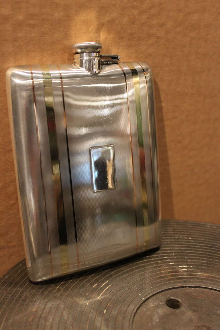 Cartier Art Deco Sterling and Bi-Color 14kt. Gold Flask In Excellent Condition For Sale In New York, NY