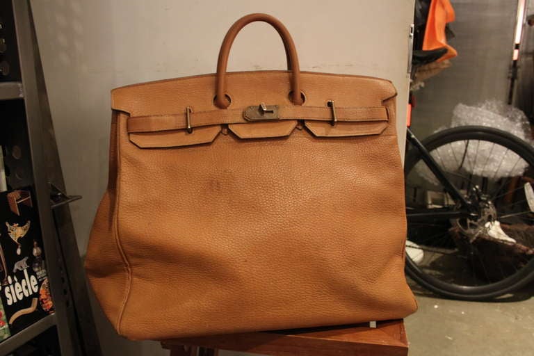 Amazing Hermes 50 cm HAC Bag. This bag has perfect wear.. it is structurally very strong.  a great vintage example.