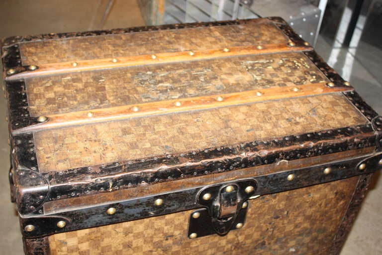 Mini Louis Vuitton Damier Checkerboard Motif Trunk 1920 In Good Condition In New York, NY