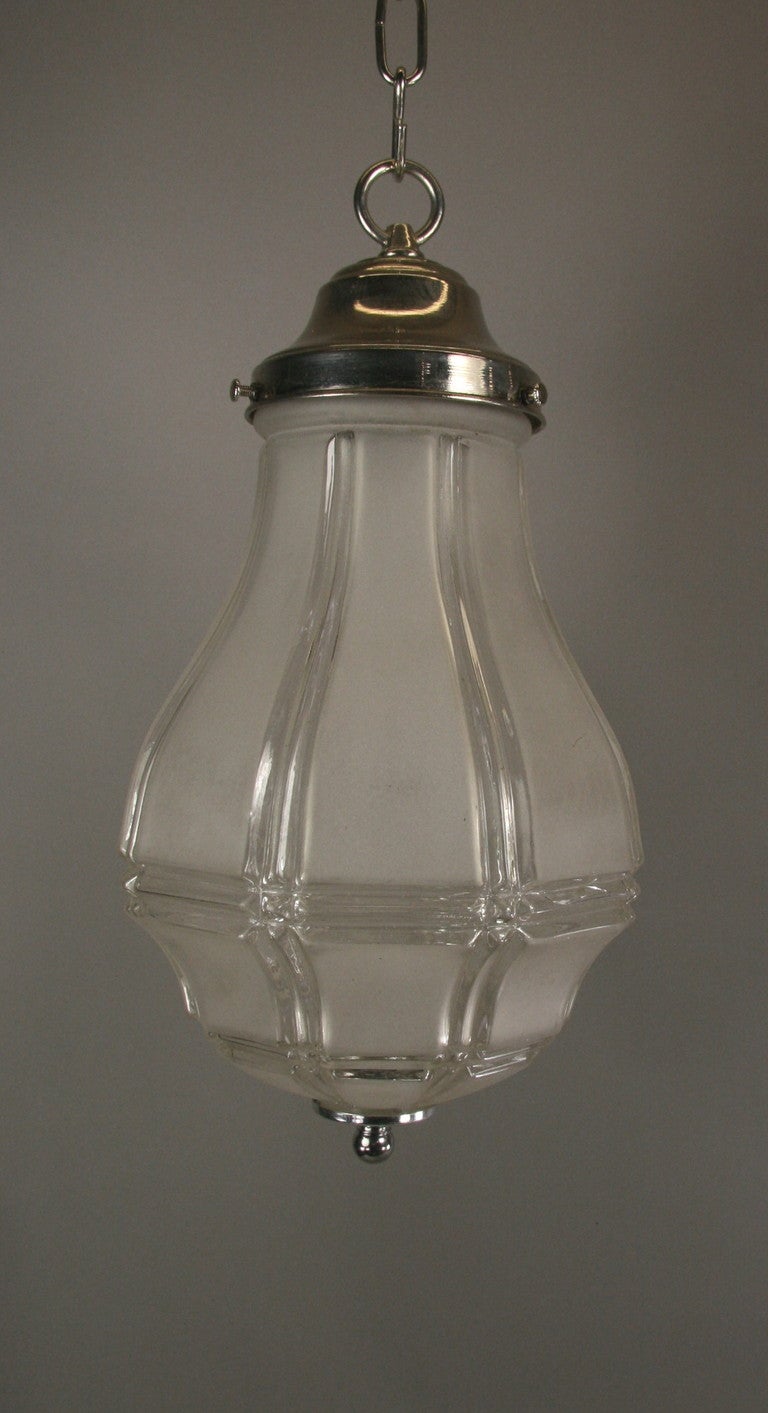 1920s Clear Etched Glass Pendant(2 available) In Good Condition In Douglas Manor, NY