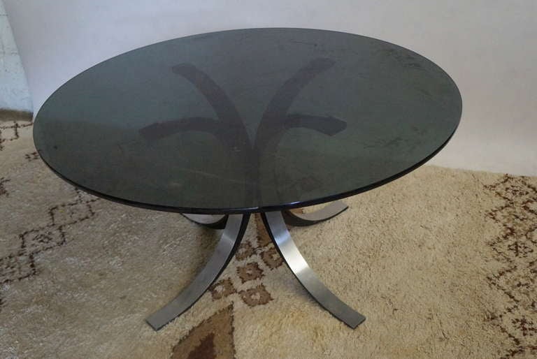 Eugenio Gerli and Osvaldo Borsani T69 Table In Good Condition For Sale In Brooklyn, NY
