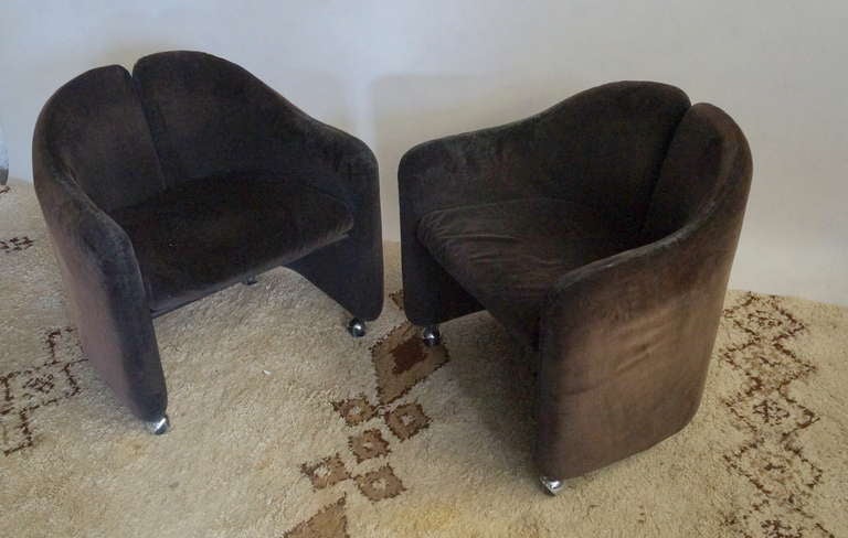 Set of Four Eugenio Gerli Armchairs In Fair Condition In Brooklyn, NY