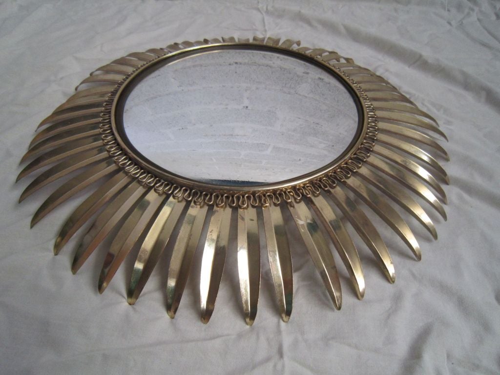 Pair of Sunburst Convex Mirrors In Fair Condition In Brooklyn, NY