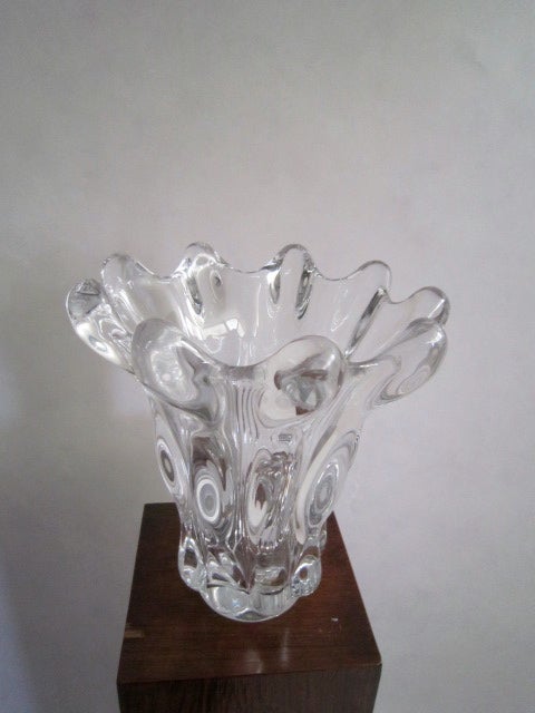 Large Vannes Crystal Vase In Good Condition For Sale In Brooklyn, NY