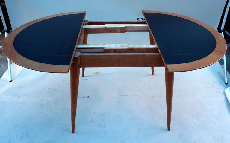 Mid-20th Century Italian Dining Table For Sale