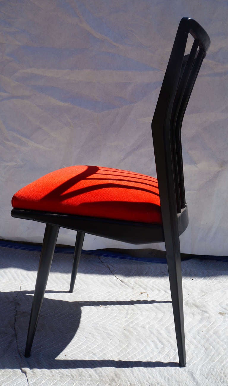 Set of Four Black Lacquered Chairs In Good Condition For Sale In Brooklyn, NY