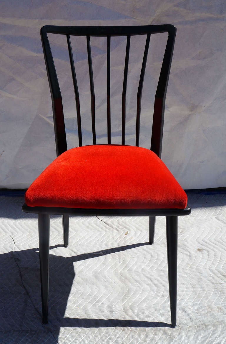 Mid-Century Modern Set of Four Black Lacquered Chairs For Sale