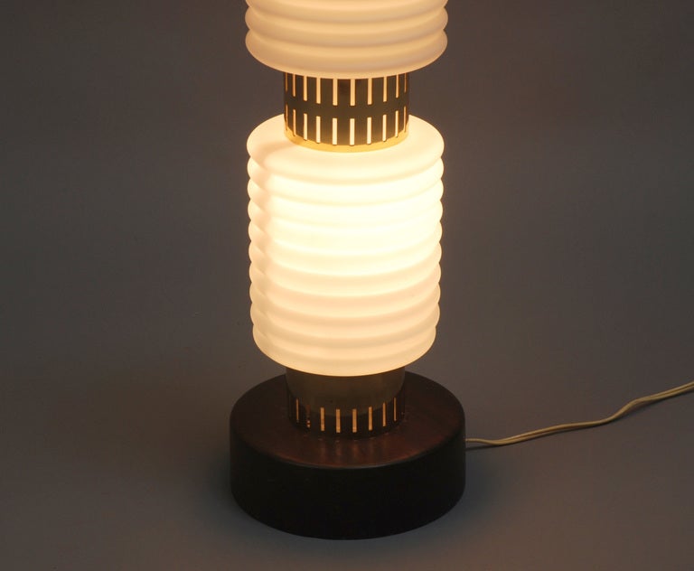 European A Fine 1960's White Opaline and Brass Table Lamp on a Wooden Base  For Sale