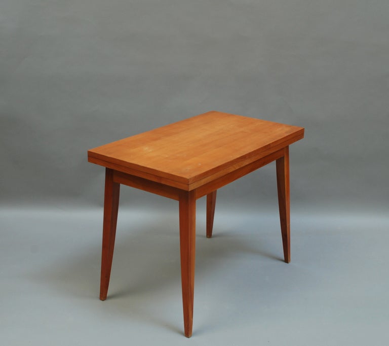 folding table popular in 1950s