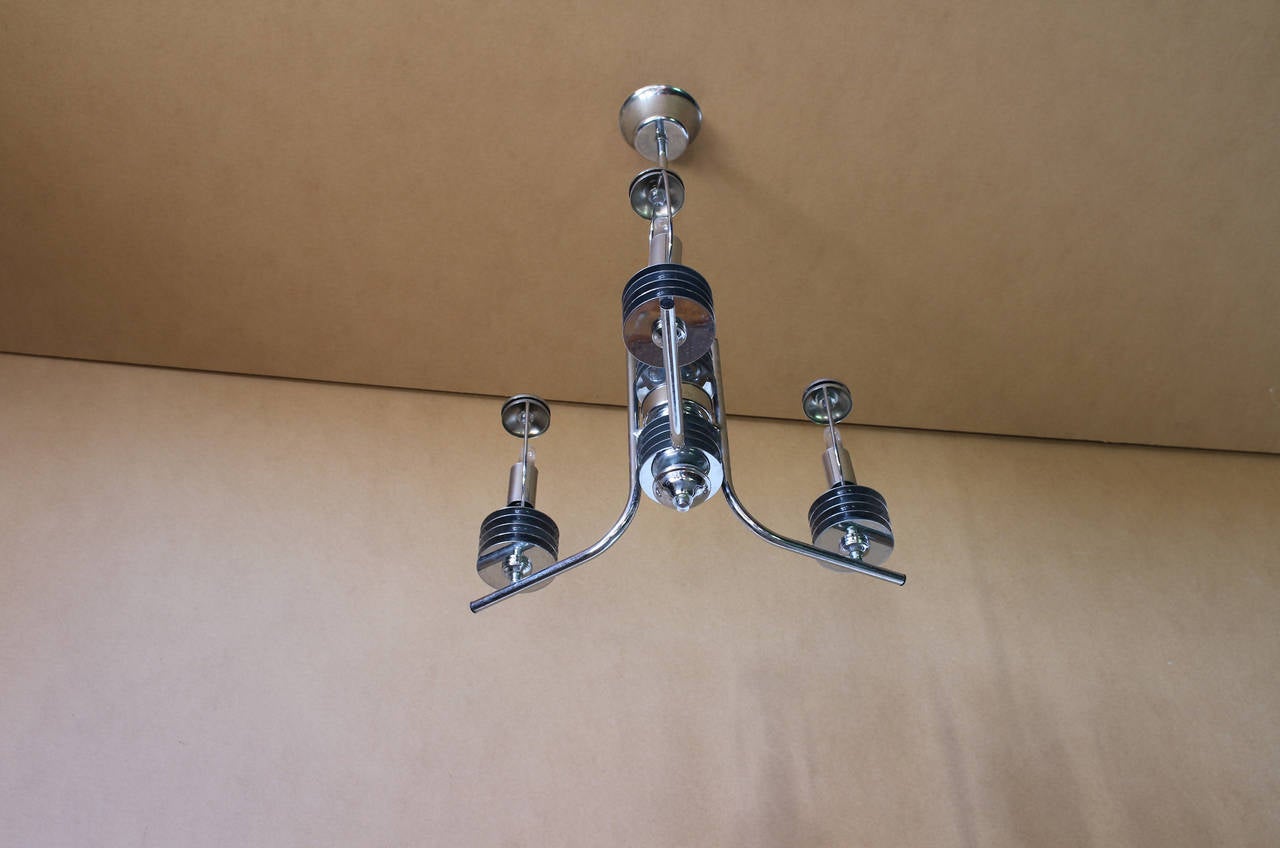 A French 1970's Modernist Chrome Chandelier For Sale 3