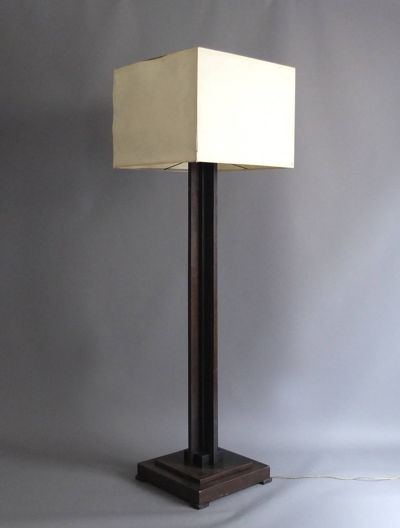 square wooden lamp base